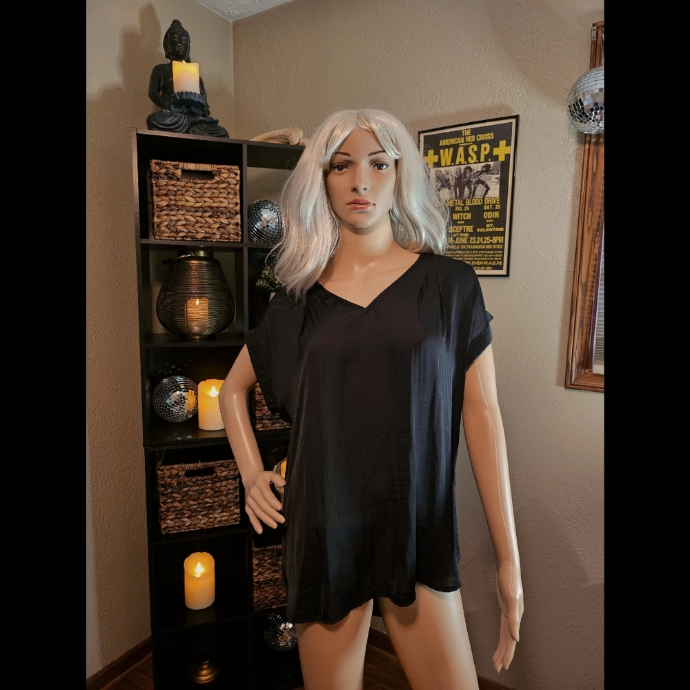 Flowy, black dress top